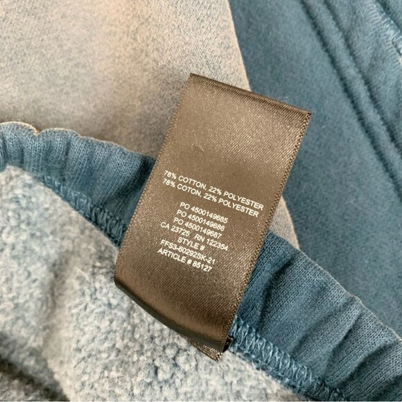 Aritzia TNA Cozy Fleece Perfect High Rise 3” Sweat Shorts Ombre Navy Grey XS - Picture 12 of 15